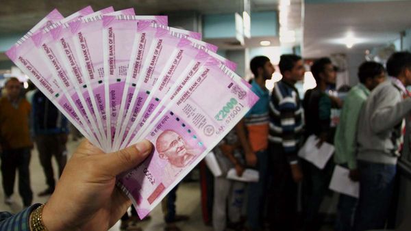 Delhi HC Dismisses Plea Challenging Decision Over Rs 2,000 Banknote Exchange