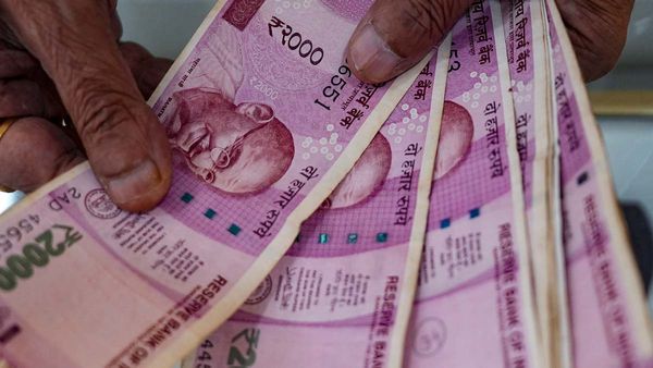 RBI Defends Before Delhi HC Rs 2,000 Banknote Exchange Exercise