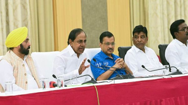 'Maafi Ka Saudagar': KCR Demands Withdrawal Of Delhi Ordinance