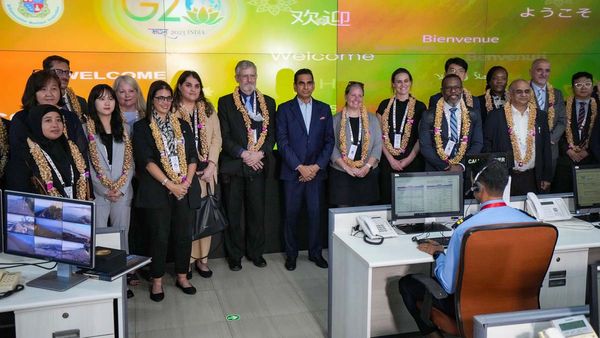 OPINION: Srinagar Summit On Tourism : World With India