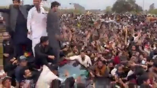 Fact Check: Old Video Of Imran Khan Shared As New One Claim, Following His Release
