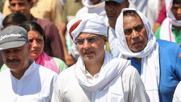 Scuffle At Congress Meeting Between Sachin Pilot, Gehlot Supporters In Ajmer