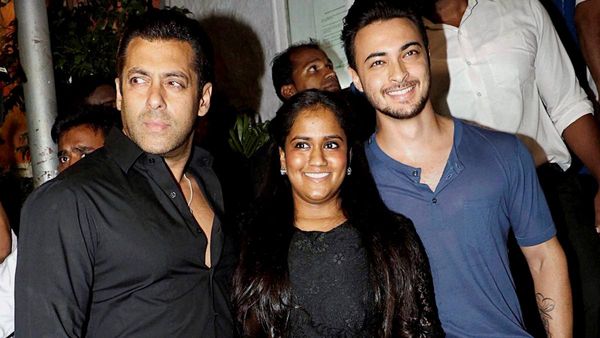 Salman Khan’s Sister Arpita Files Complaint After Diamond Earrings Get Stolen; Cop Arrest Domestic Help