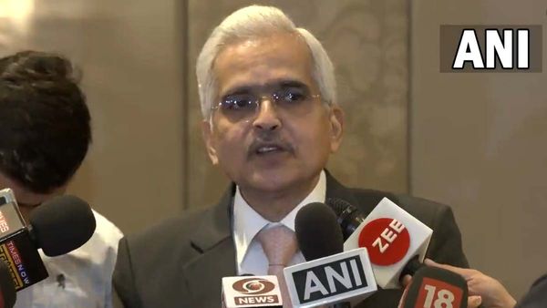 No Reason To Rush To Banks To Exchange Rs 2000 Notes: RBI Governor Shaktikanta Das