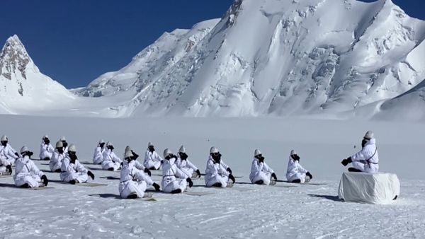 Indian Army Forms ‘Bharatmala’ To Mark International Yoga Day