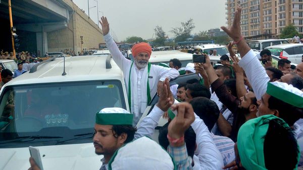Farmers Block Roads In Kurukshetra, Demand MSP For Sunflower Seeds