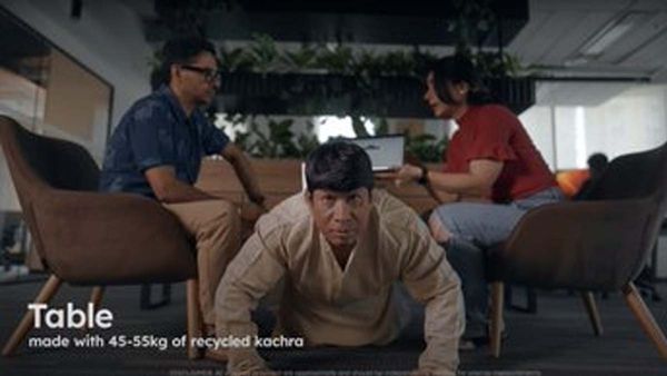 Zomato Pulls Down Ad That Shows 'Kachra' From 'Lagaan' As Recycled Waste