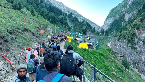Over 7,000 Pilgrims Leave Jammu Base Camp For Amarnath Yatra