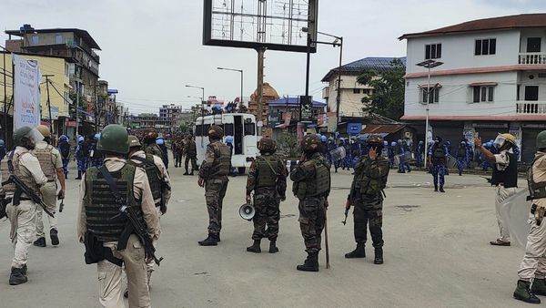 Bengal Panchayat Polls: Deploy Equal Number of CAPF, State Armed forces in Booths, HC directs SEC