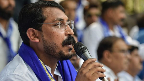 2 Jail Guards Suspended for Assaulting Four Men Arrested for Opening Fire at Bhim Army chief Aazad