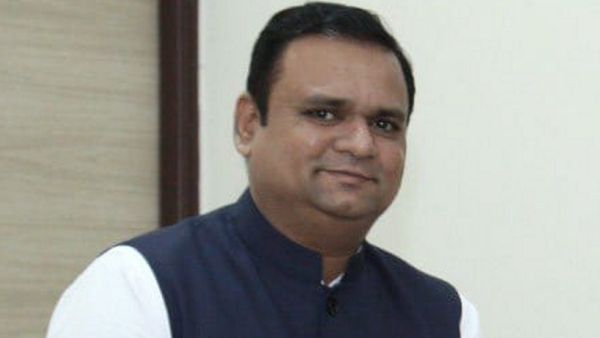 Maharashtra Speaker To Hold Meet Over Disqualification Of Rebels Today