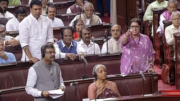 When Will You Have Guts To Discuss Crimes Against Women In Oppn Ruled States: Irani