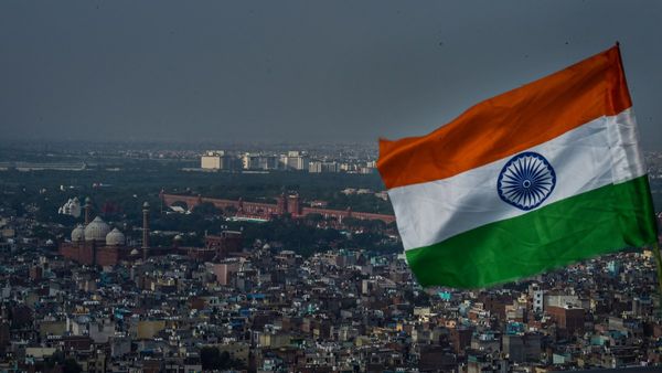 How To Buy The National Flag Via Offline And Online Mode This Independence Day?