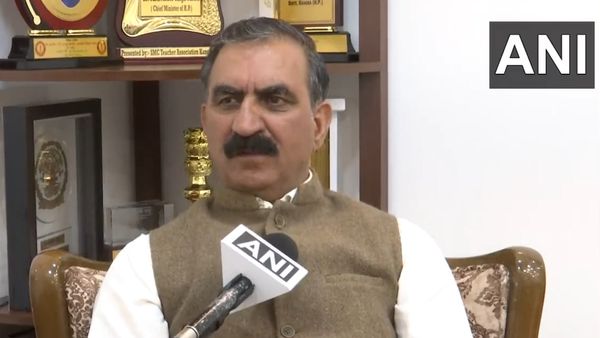 Himachal CM Blames Bihari Architects For Shimla Destruction, Later Clarifies