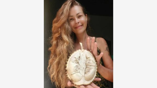 Vegan Raw Food Influencer Zhanna D'Art Reportedly Dies of Starvation, Exhaustion