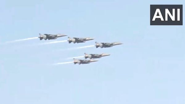 Bhopal Air Show: IAF Pilots Put On Display Their Jaguar, Chinook Skills On 91st Anniversary