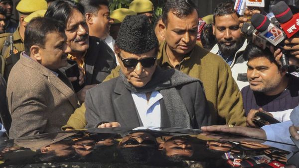 Rs 800 Crore Tax Evasion Revealed After IT Raids on Samajwadi Leader Azam Khan