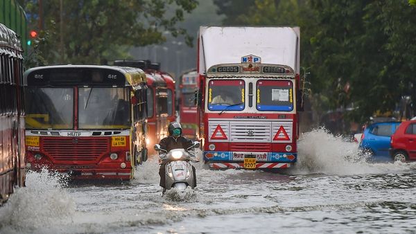 IMD Issues Red Alert In Maharashtra, MP, Gujarat, Forecasts Heavy Rainfall