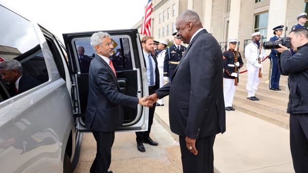 Jaishankar meets US Defence Secretary , Commerce Secretary; Discusses Bilateral, Regional And Global Issues