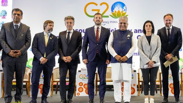 India Achieves Renewable Power Target Ahead of Schedule: A Game-Changer in Global Energy Transition