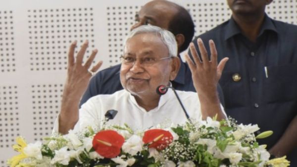 Bihar CM Supports Journalists Amid INDIA Bloc's Boycott Against 14 News Anchors