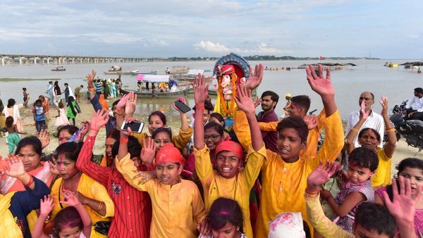 Mumbai's BMC Gears Up for Grand Ganesh Festivities Idol Immersion with Massive Arrangements