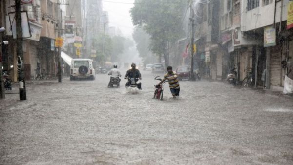 Heavy Rain Lashes Gujarat, Release Of Water From Narmada Dam Causes Floods