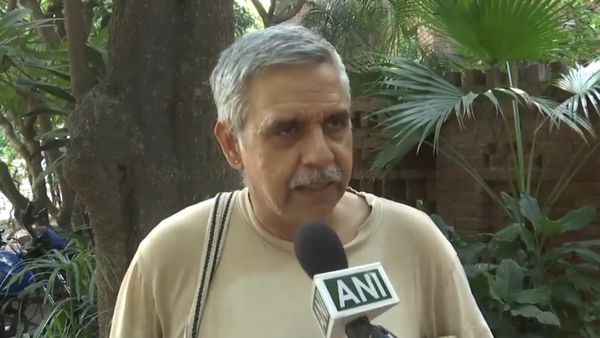 'Asaduddin Should Contest From Non-Muslim Seat': Congress's Sandeep Dikshit