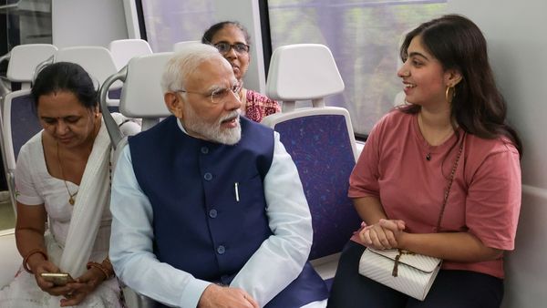 Video Of Woman Singing 'Janma-Dinam-Idham' Sanskrit Birthday Song For PM Modi Goes Viral