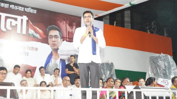 TMC To Camp Outside Raj Bhavan Till Governor Meets Party Leaders