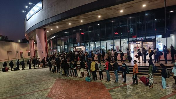Namma Metro: Huge Rush On Bengaluru Metro, Long Lines Seen Outside Majestic Metro Station