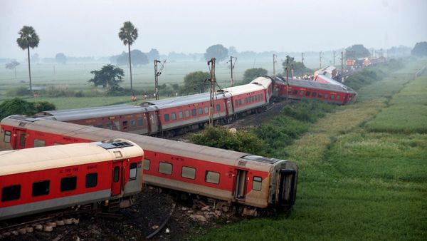 Buxar Train Accident: Here Are The Helpline Numbers