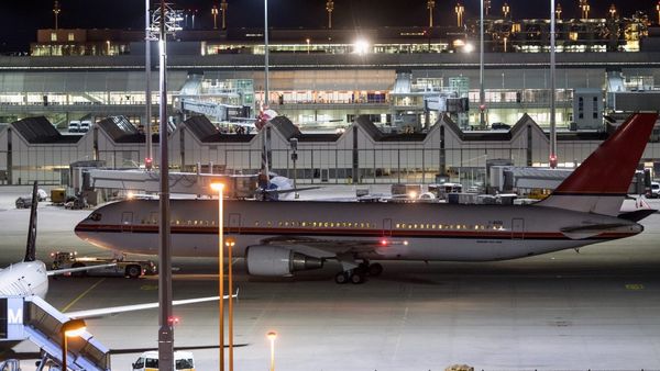 Deportation Flights of Venezuelans Resume After Year Long Hiatus