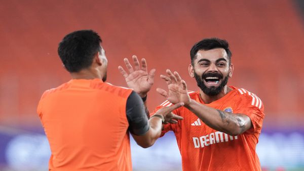 Check Out Usain Bolt and Virat Kohli's Playful Exchange On Twitter A Day Before IND Vs PAK Cricket World Cup