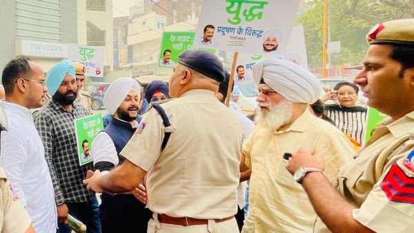 Two AAP MLA's Detained By Police Amid 'Red Light On, Gaadi Off' Campaign