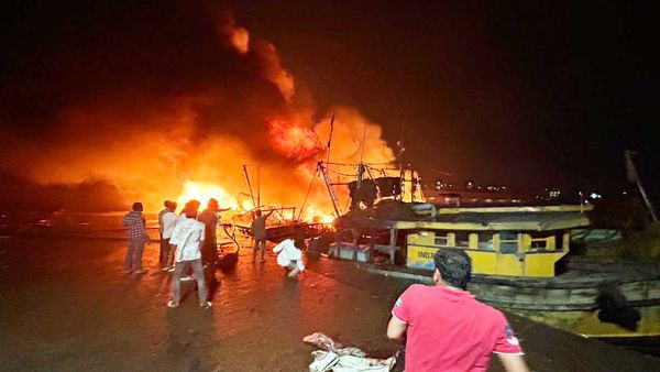 15 Boats Destroyed In Fire At Visakhapatnam Jetty Area