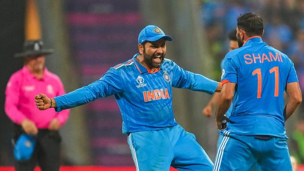 Kohli, Shami Star As India Defeats New Zealand To Reach World Cup Final