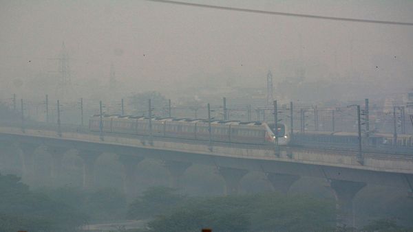 Delhi Government Orders Measures To Curb Pollution As More Than '50 Shades Of Grey' Engulf The Capital