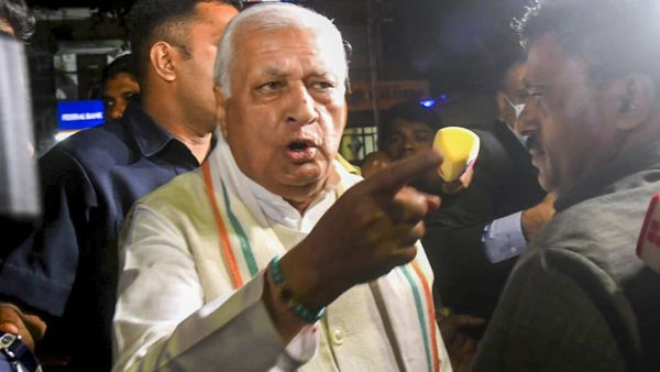 Kerala CM, SFI Are Bullies: Governor Arif Mohammed Khan