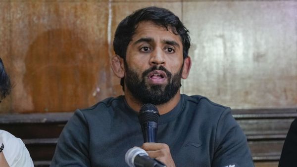 Bajrang Punia Returns Padma Shree Award Over WFI President Election