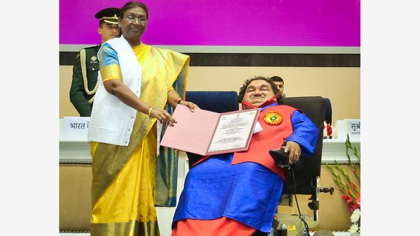 President Droupadi Murmu Honours Sai Kaustuv Dasgupta With National Award