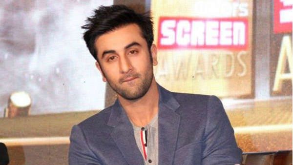 Ranbir Kapoor Donates 1 Lakh After Introducing Blue-Eyed Raha To Media