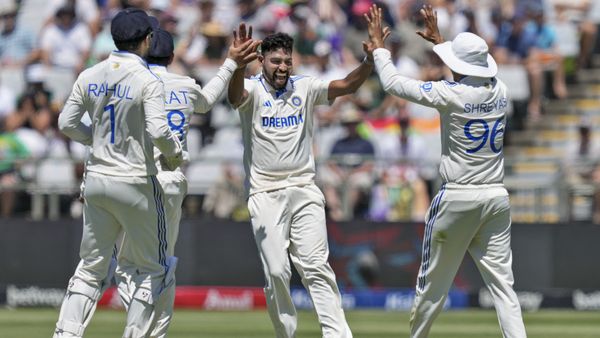 Ind vs SA Day 1 LIVE: Mohammed Siraj Wreak Havoc South Africa's Batting With 6 Wickets
