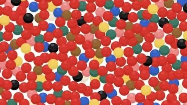 Optical Illusion: Can You Find White Balls In This Picture In 7 Seconds?