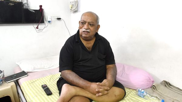 Renowned Urdu Poet Munawwar Rana Dies At 71 After Prolonged Illness