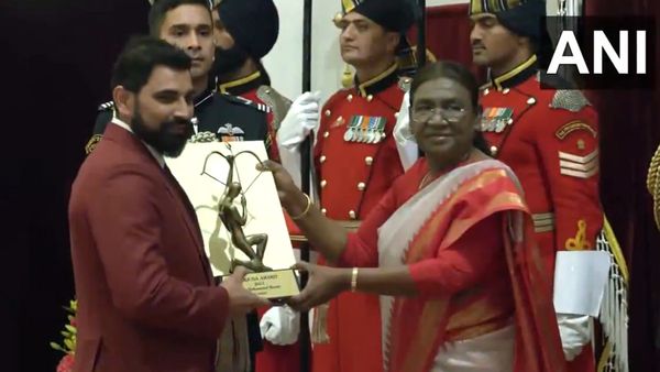 Mohammed Shami Receives Arjuna Award From President Droupadi Murmu