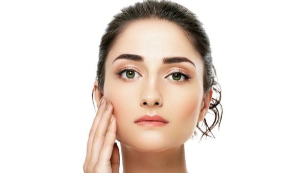 10 Best Winter Skincare Tips To Prevent Skin Dryness