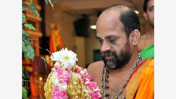 Udupi: Puthige Mutt Seer Ascends Paryaya Peeta