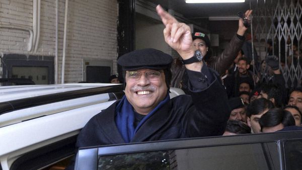 Pakistan: Zardari Tipped To Become Pakistan President As PPP, PML-N Enter Into Alliance