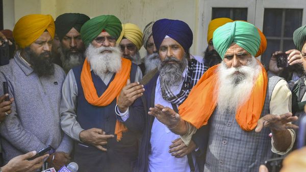 'Delhi Chalo': Protesting Farmers Observe 'Black Friday' - Top Developments